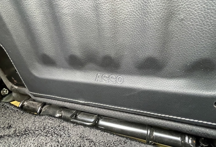 ino la design リアシートバックガード　レザー調・白ステッチ　Fiat500