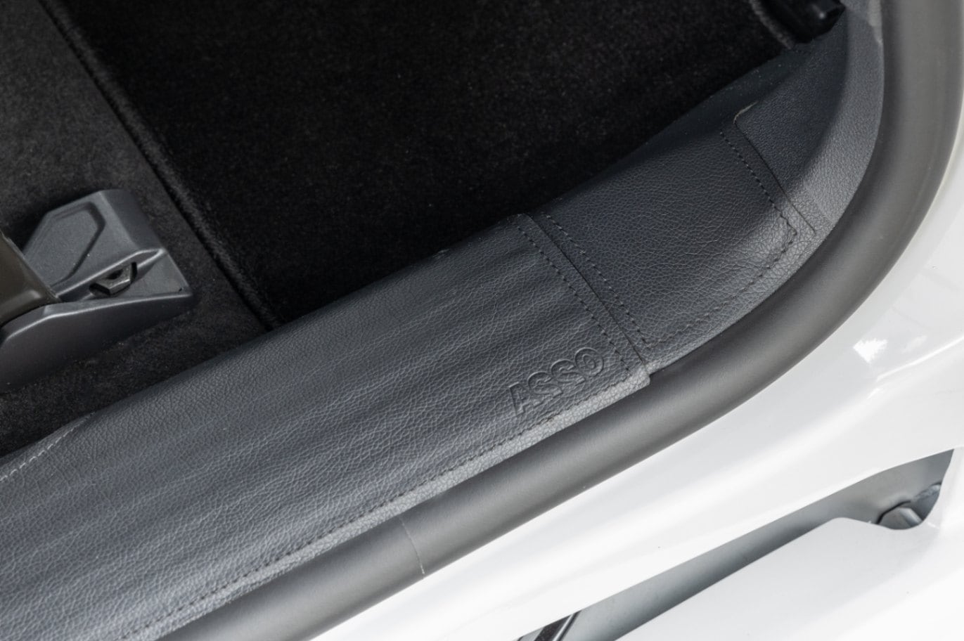 Ino la design ステップキックガード 前後左右セット　Fiat Doblo