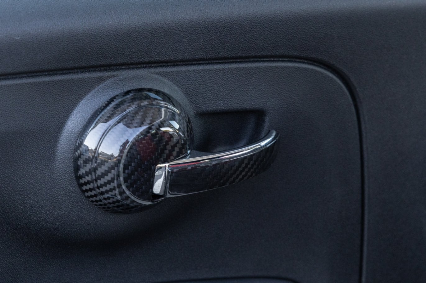 【おすすめチューニングセット】　GRU　スーパードライカーボン　インナードアハンドルカバー ＆ サイドドアポケットカバー　【ABARTH500・595・695 右ハンドル車】