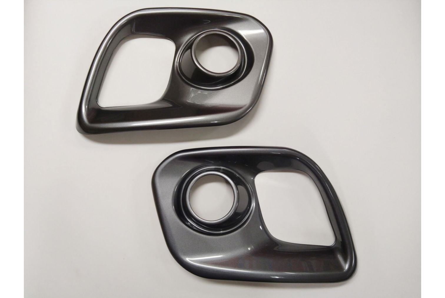 【展示塗装品】　ASSPIDE　フォグランププロテクター　ABARTH595　グリジオレコード塗装・展示品