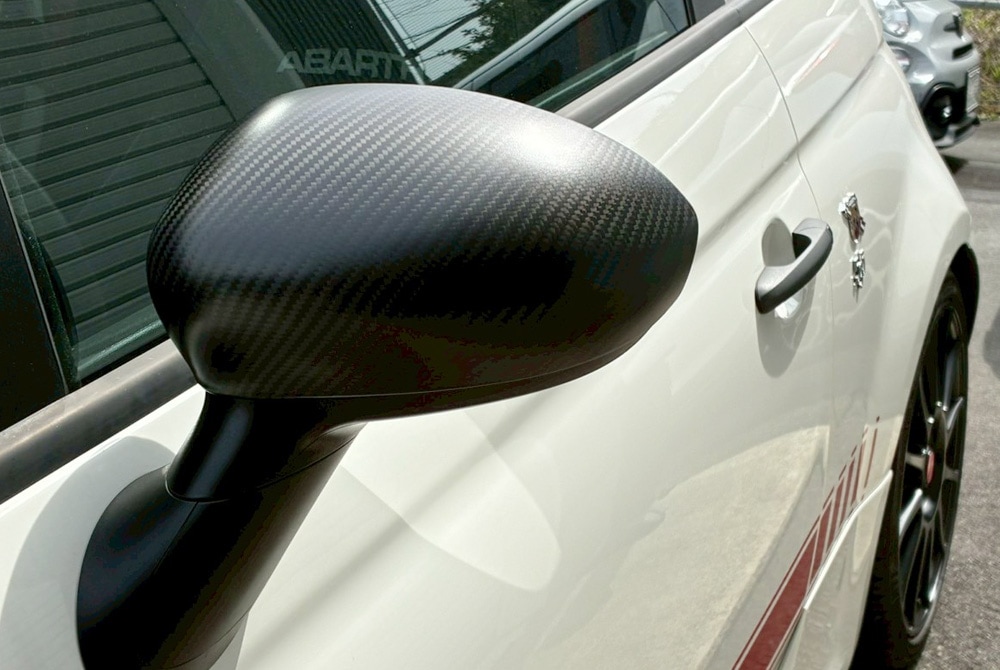 GRU　スーパードライカーボン　[ハーフグロス]　ドアミラーカバー　【ABARTH500・595・695】【Fiat500】