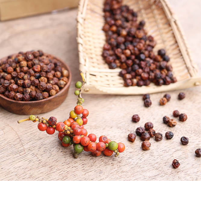 香りを楽しむ”カンポットペッパー 完熟赤胡椒（粒）50g | Japan Brand