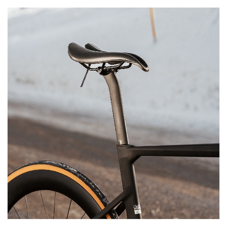 SELLESMP セラエスエムピー EVO PLUS Black | SELLE SMP/セラエスエム