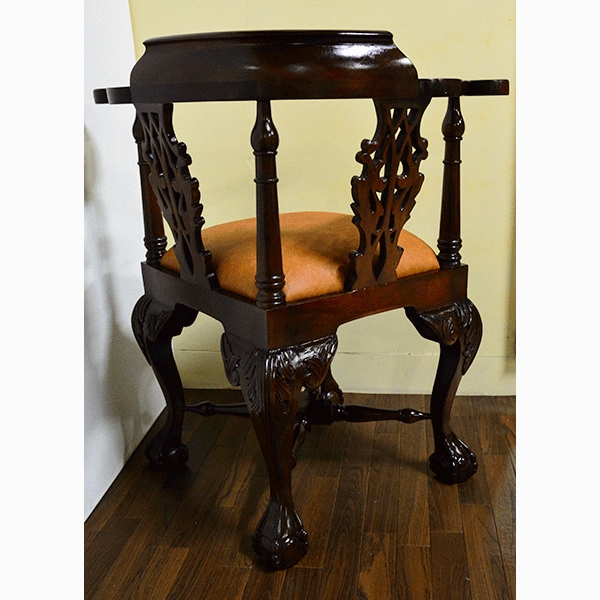 マホガニー家具：チッペンデールコーナー313c肘付き【送料無料