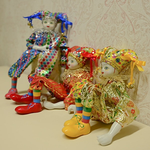 ピエロ　置物 Amazon.co.jp: サーカス ピエロ像 クリエイティブ ホーム