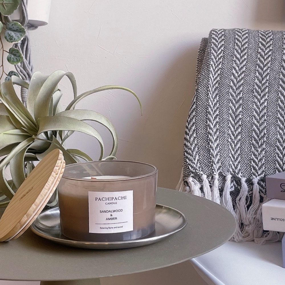 パチパチキャンドル＜サンダルウッド＆アンバー＞