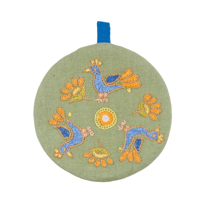 ミラー刺繍 ミニまるポーチ 鳥（セージグリーン） | 第3世界ショップ