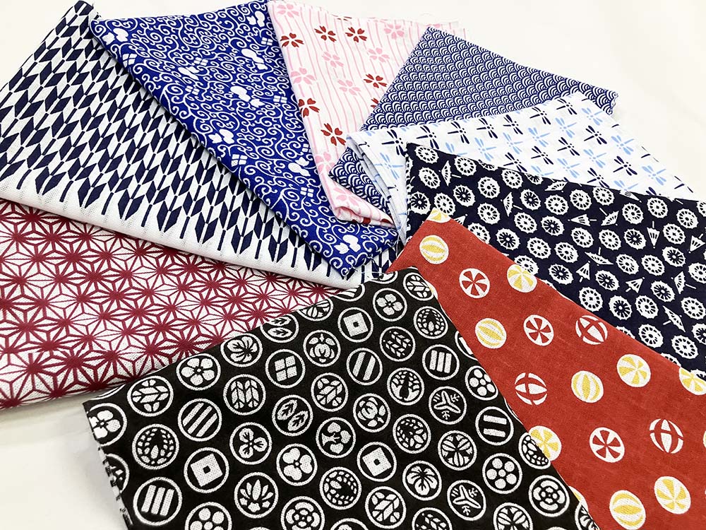 吉本「伝説の一日」手ぬぐい（非売品） 吉本興業 タレント名入り手ぬぐい - メルカリ