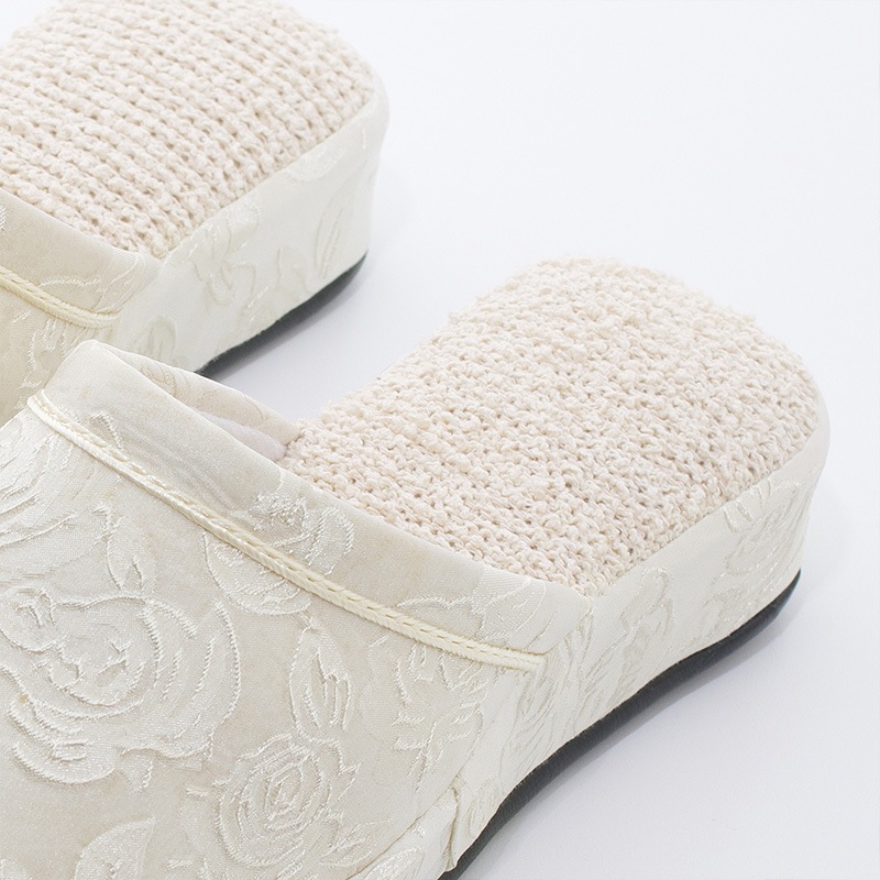 おウチスリッパ アンティークローズ DF22A35a | すべての商品