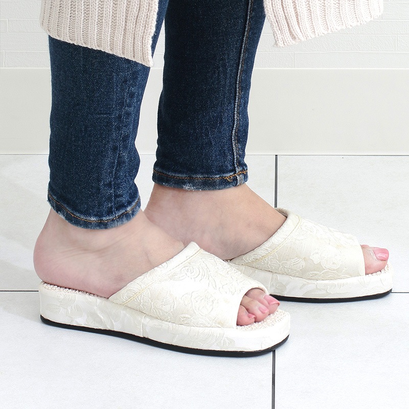 おウチスリッパ アンティークローズ DF22A35a | すべての商品