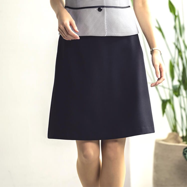 【事務服スカート 夏服】 「高通気素材！」 マーメイド・（53cm丈・家庭洗濯可）  セロリー/会社制服