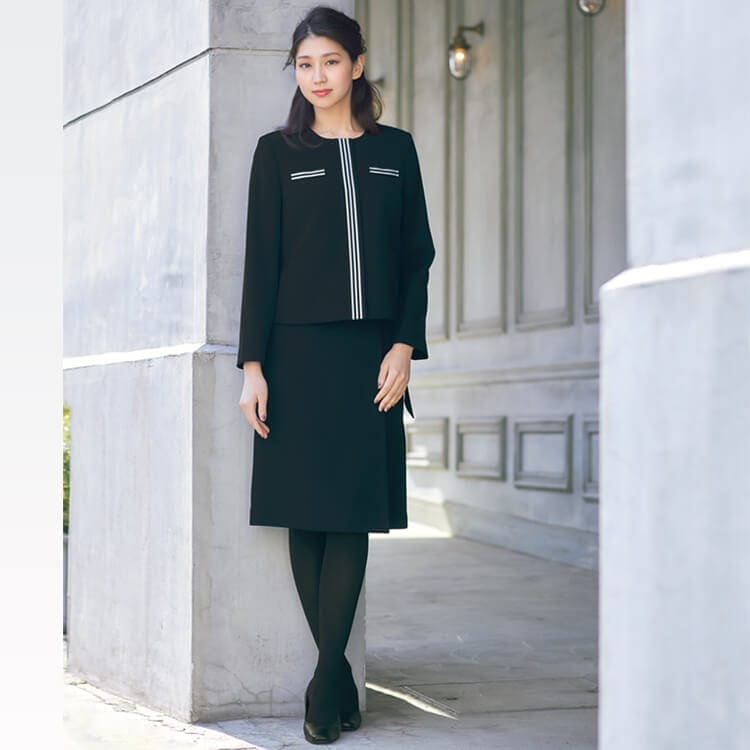 【受付制服スカート】 ストレッチ・ラップスカート丈65㎝ 5～17号 ブラック  ショールーム接客制服/マリークワント (CHSM33122)