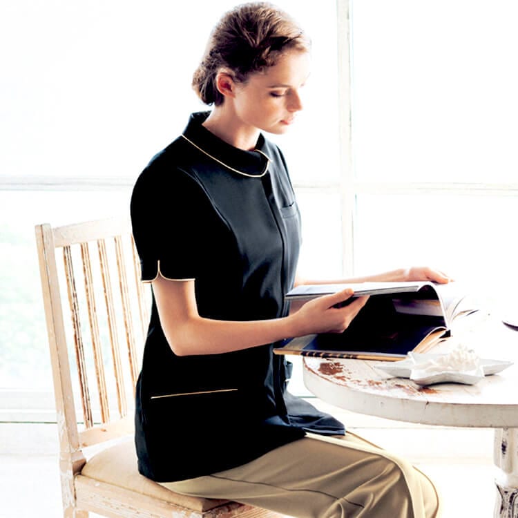 【エステサロン制服 ジャケット】 クリニックユニフォーム・5号～15号　ブラック/クリーム