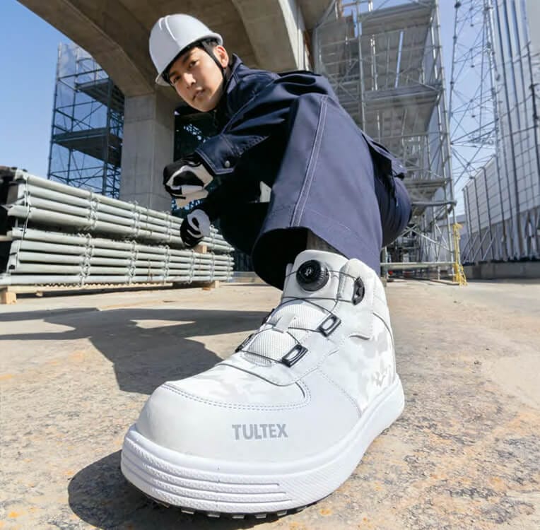 【セーフティシューズ】 安全靴・ダイヤル式ロック・ミドルカット 4E 4色 軽量作業シューズ  24.5～28.0cm/TULTEX