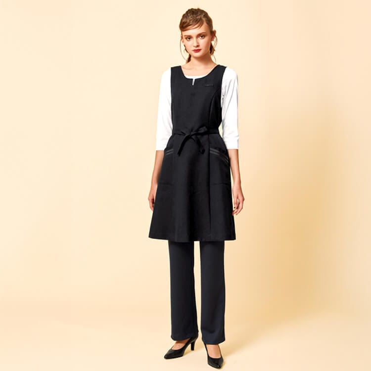 【エステ制服 エプロンドレス】 ストレッチ・制電・家庭洗濯可 M  L  ブラック色/店舗ユニフォーム