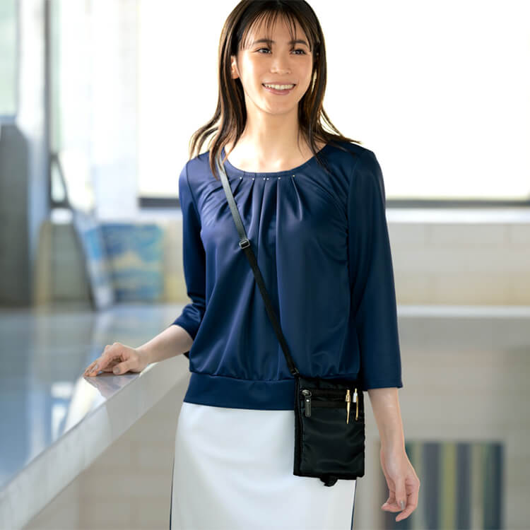 【業務用ポーチ】 「二つ折りデザイン」 ブラック色  仕事用ショルダーバック/オフィスポシェット