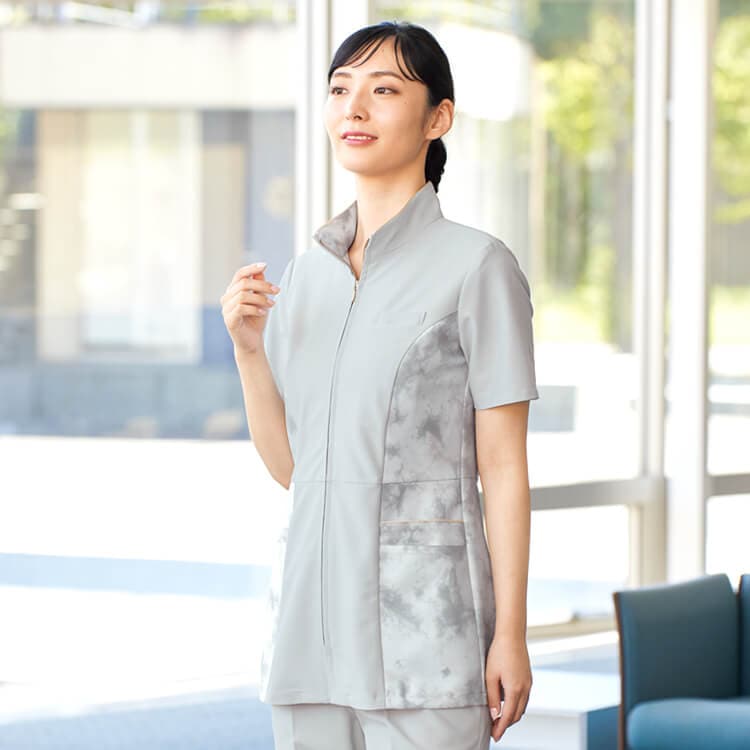 【エステユニフォーム チュニック】 ニットストレッチ・吸汗速乾・UVカット  S～3L グレー色 /エステティシャン制服