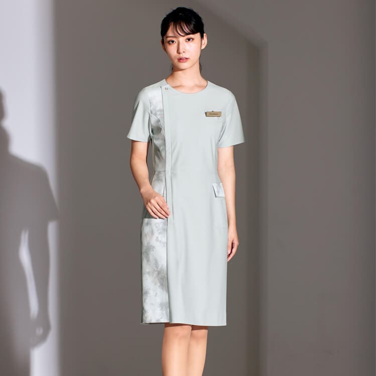 【エステユニフォーム ワンピース】 ニットストレッチ・吸汗速乾・UVカット  5～15号 グレー /美容制服