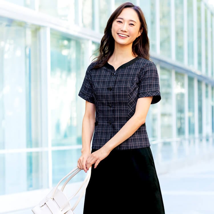 【事務服オーバーブラウス】 チェック柄・イージーケア・家庭洗濯可 5～17号 ネイビー 夏服/会社ブラウス