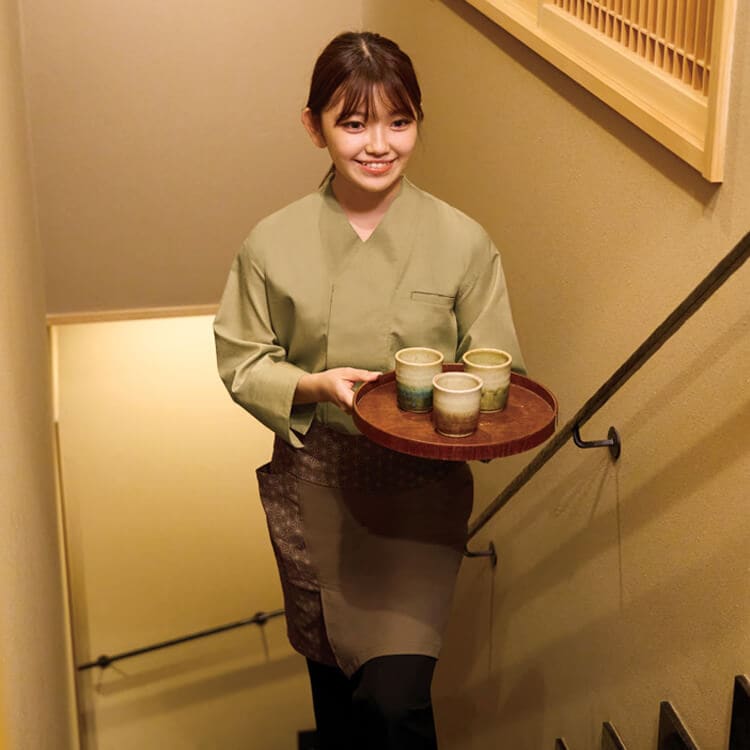 【和風ユニフォーム 七分袖】男女兼用「襟なし比翼デザイン」ストレッチ・制電  SS～4L　3色 / 和食店シャツ