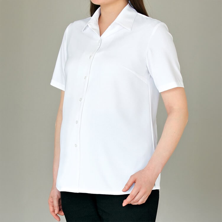 【マタニティ 事務服ブラウス】半袖・吸汗速乾・ストレッチ・透け防止・消臭テープ付き  家庭洗濯可 M～L  / 会社制服