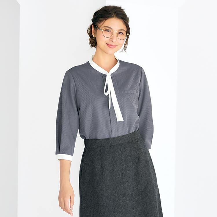【リボン付きブラウス】夏服「空気が流れる涼しい素材」吸汗速乾・家庭洗濯可 S～3L 二色 / 事務服