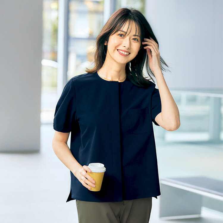 【半袖シャツ】透け防止「シワ感のあるワッシャー素材」吸汗速乾・UVカット S～3L ネイビー色  カットソー/YUKI TORII