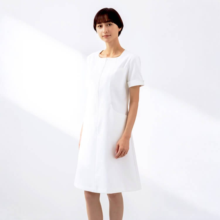 【エステ制服ワンピース半袖】ストレッチ「透け防止」SEK制菌・工業洗濯可・吸汗・制電  S～4L / 三色 