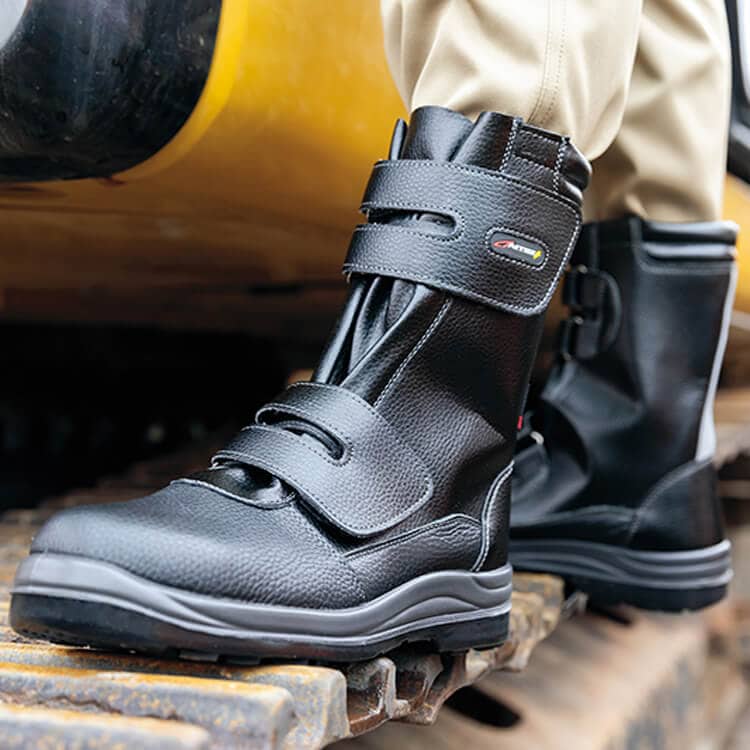 【安全靴ブーツ】鋼製先芯「面ファスナー仕様」反射材付き 23.0～30.0㎝  黒色 / セーフティーシューズ