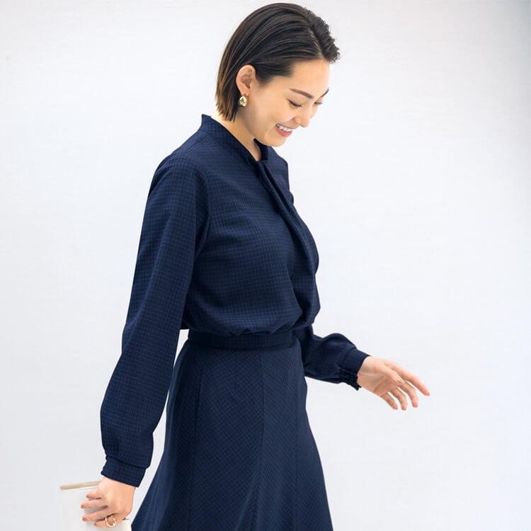 【オフィス制服ブラウス】チェック柄「イージケア素材」ストレッチ S～5L 2色 / ショップ店員ユニフォーム