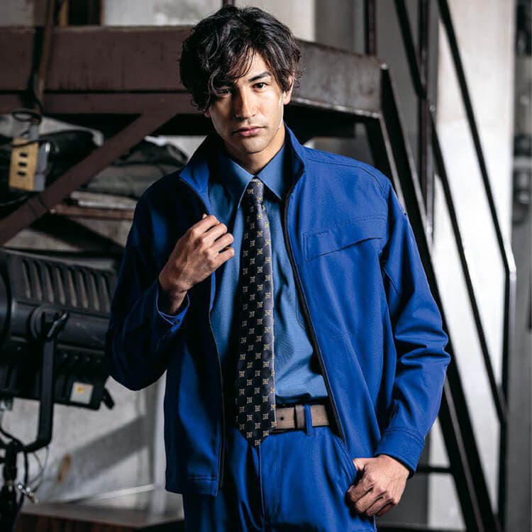 【作業服ブルゾン長袖 男女兼用】超軽量「背中反射パイピング」スーパーストレッチ素材  SS～6L 6色 / 会社ユニフォーム