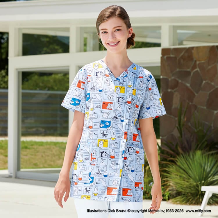 【ミッフィースクラブ 男女兼用】キャラクタープリント「miffy＆動物柄」制電・ストレッチ SS～BL 1色 / 小児科白衣