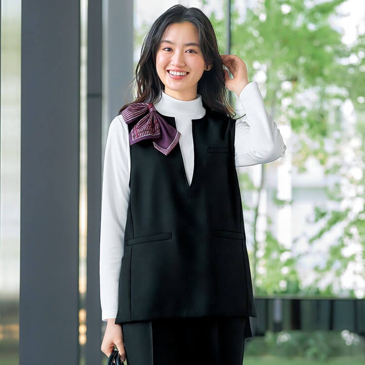 【オフィス制服 プルオーバーベスト】レディース「被って着られる深めVネック」ストレッチ・ブラック色 / S～3L 