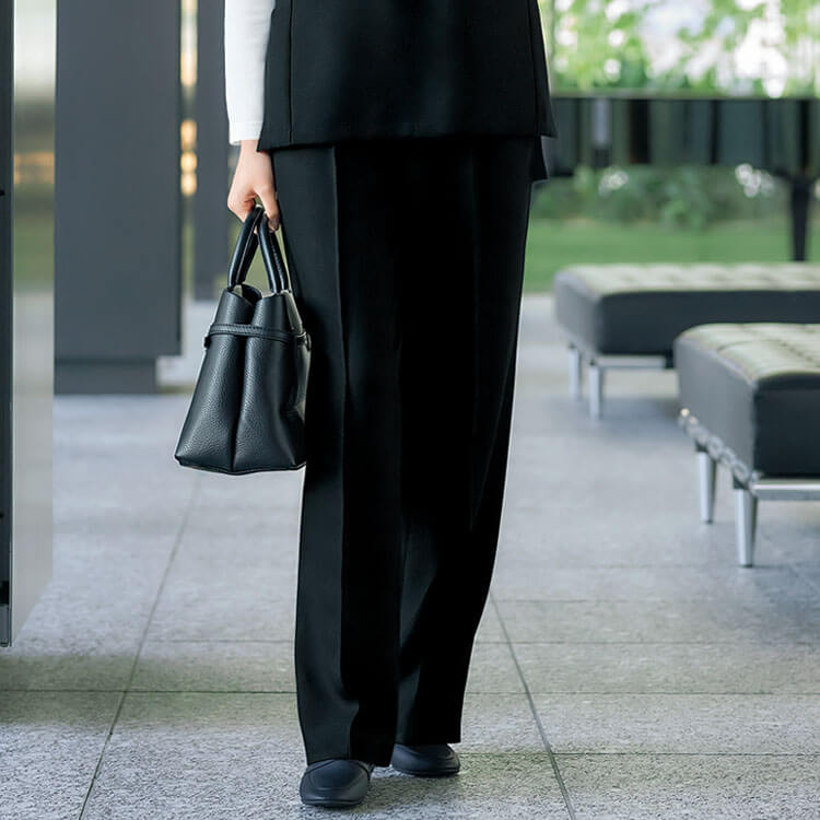 【オフィス制服セミワイドパンツ】オールシーズン「ウエストゴム仕様」ストレッチ・ブラック色 5～17号 / オフィスユニフォーム