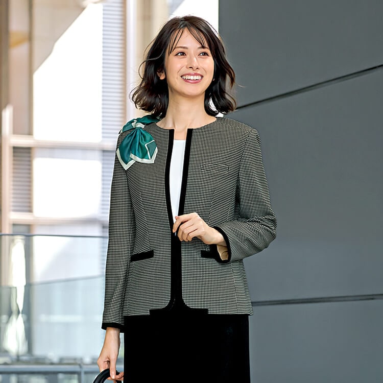 【オフィス制服 ライトジャケット】オールシーズン「サスティナブル素材」ストレッチ・S～3L・事務服 / YUKI TORII