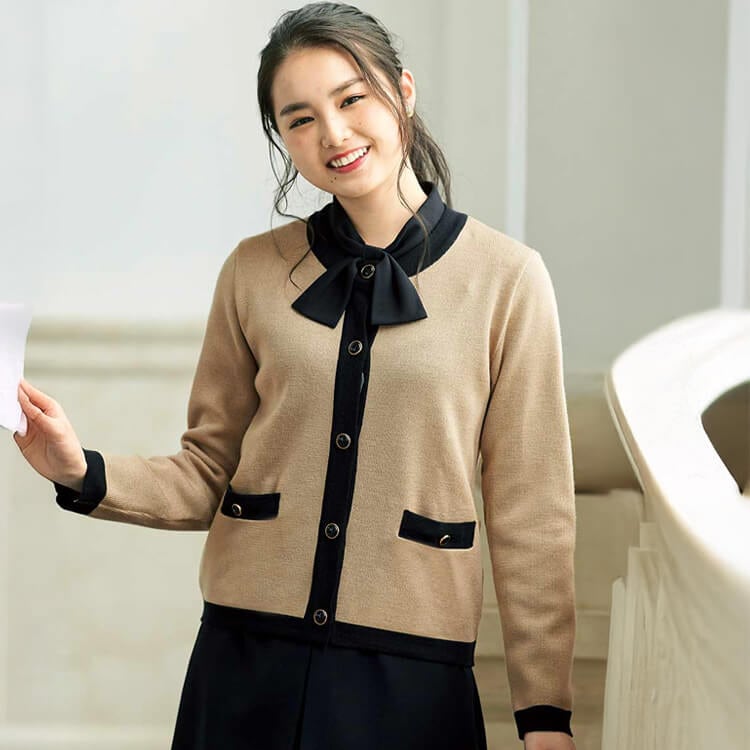 【事務服カーディガン】「毛玉防止加工」ベージュ 5～17号 / オフィスユニフォーム (JOI81670)