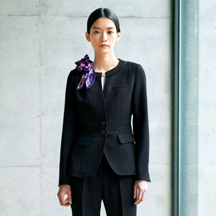 【事務服ノーカラージャケット】オールシーズン「ARM360°」ヨコストレッチ 5～17号 / ブラック（KAHEAJ513）