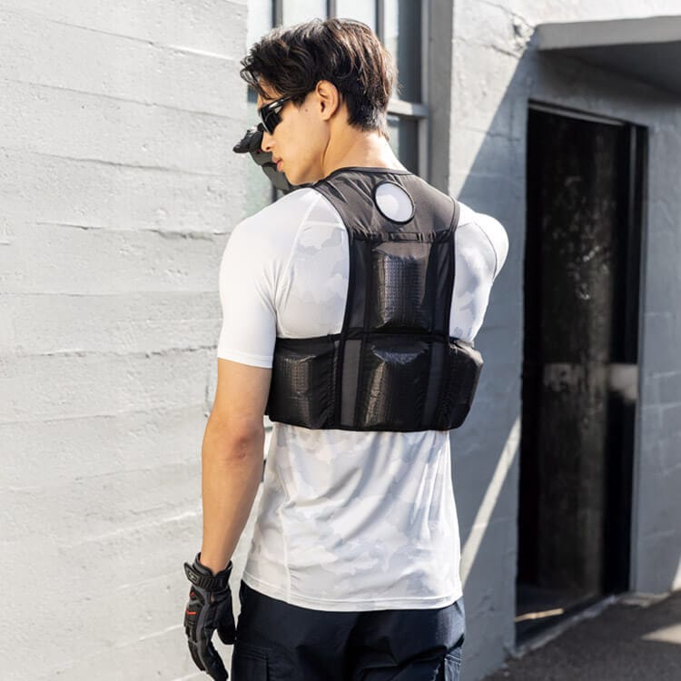 予約販売中！【アイスベスト】ボルトクール「保冷剤150g用 収納6ポケット」ペルチェホール付き S～3XL / 2色 ※保冷剤 ペルチェ別売り（NOKGI469）