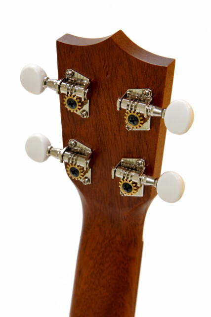 Famous FS-1G　ソプラノ　ウクレレ