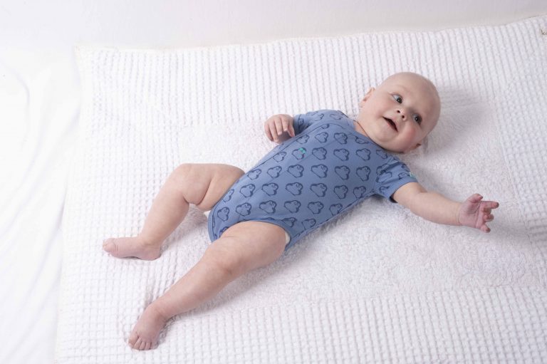 BiNKi 半袖 着物ロンパース オーガニックコットン100% ビンキペンギン柄 ブルー オランダ発のダッチデザイン Kimono romper short sleeve S/M
