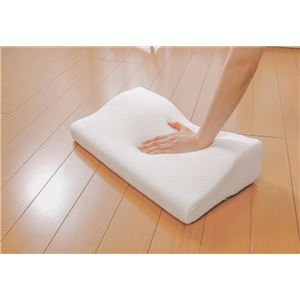 メディキュアピロー/枕 【R型】 幅50cm×奥行30cm×高さ6cm～10cm 低反発ウレタンフォーム ポリエステル100％(卸商品)