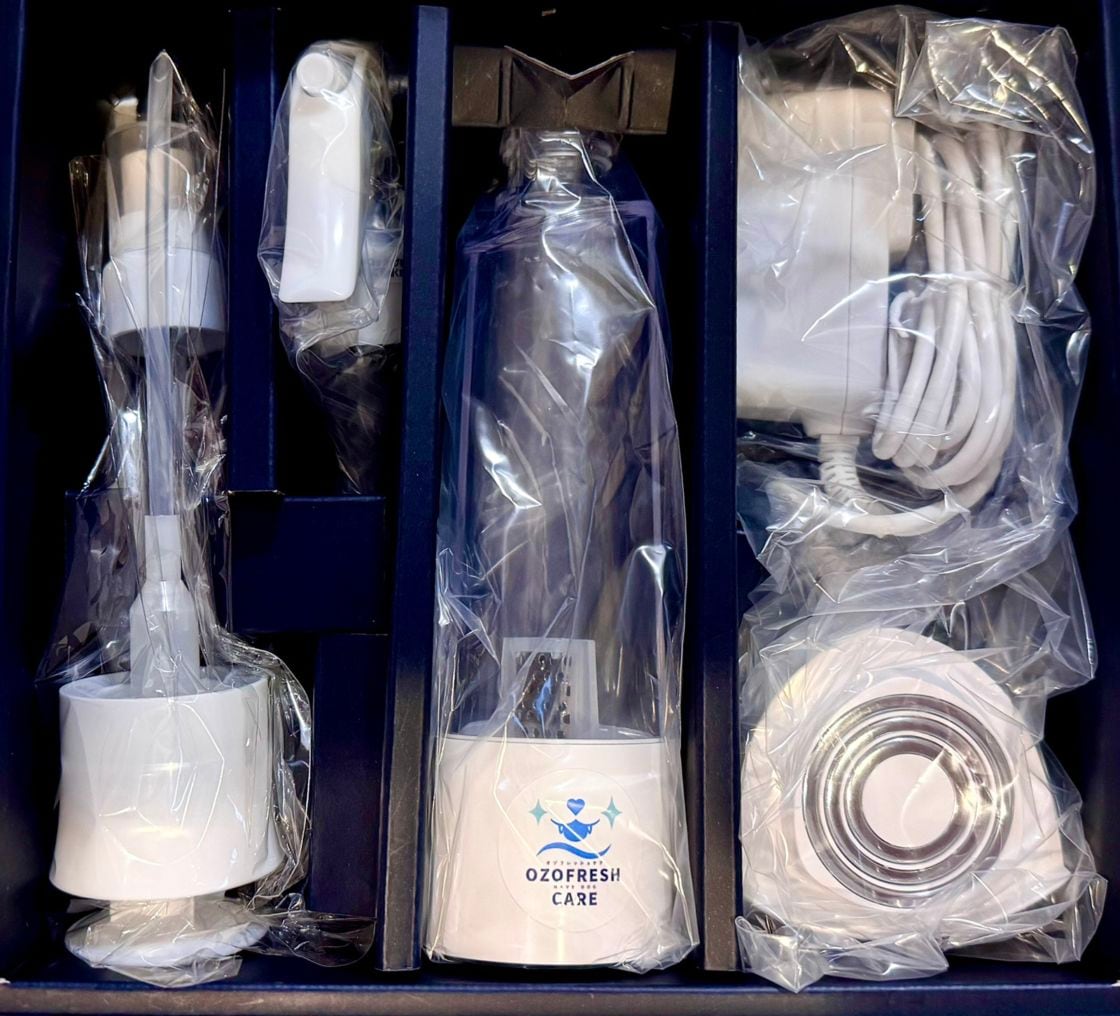 【先行予約販売 】ペット用オゾン水生成器 OZOFRESHCARE（オゾフレッシュケア）愛犬・愛猫の口腔・除菌・消臭ケアはこれ1本！舐めても安心 安全！ 細菌・ウイルスを99.9％以上除菌 臭い元分解消臭 特許取得済のオゾン水生成コアテクノロジー High-perOG(日本製）搭載