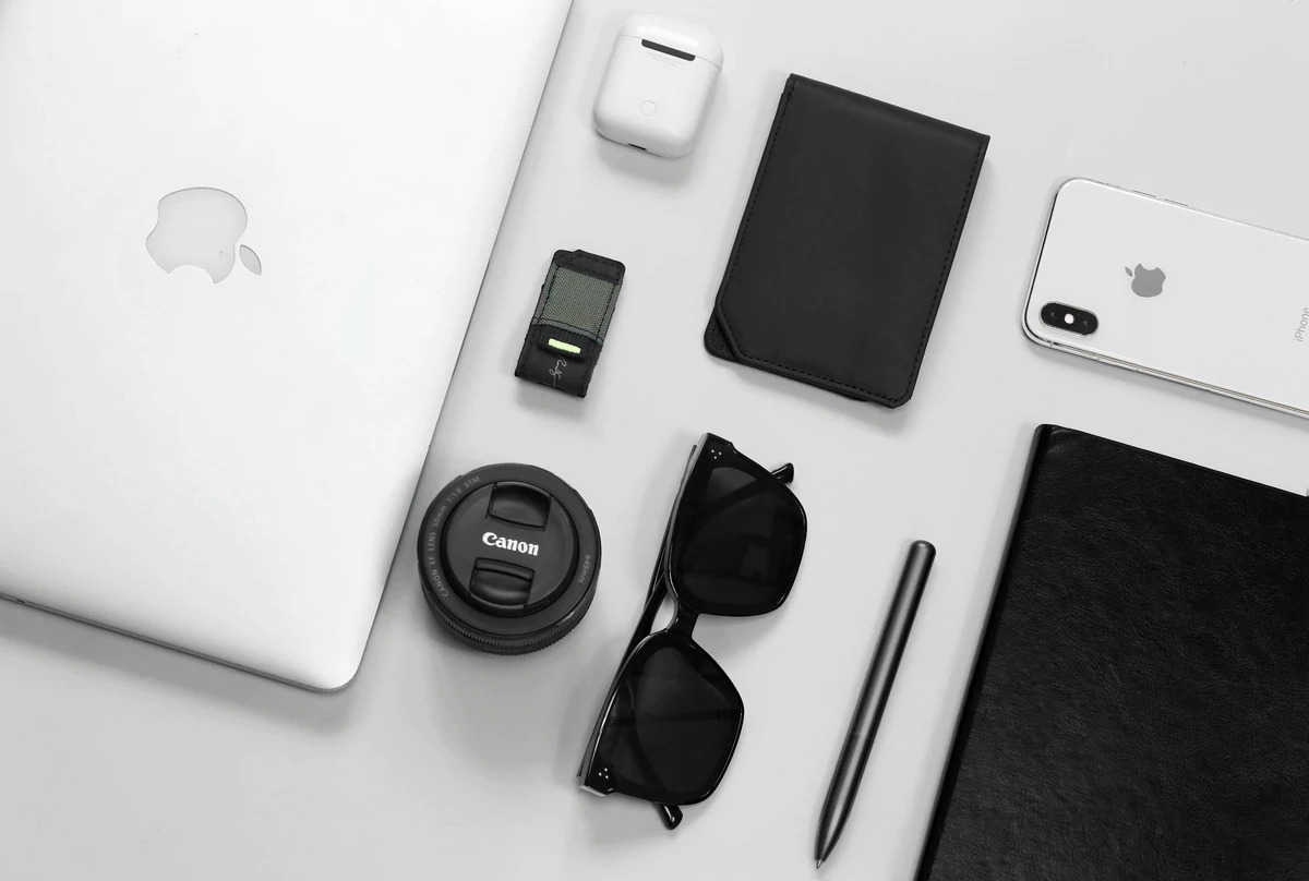 RONTHEA Penclip Type-C2 ネオジム磁石&高耐久性のハイテク素材採用 クラファンで大ヒットしたパチッとスマートにペンを固定して使える「クールガジェット」