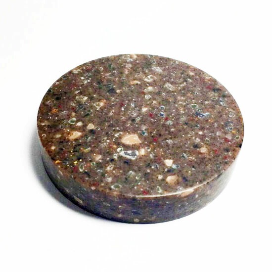 置くだけで音響激変！？人工大理石製インシュレーター6色 (４個１組)【コーリアン製】