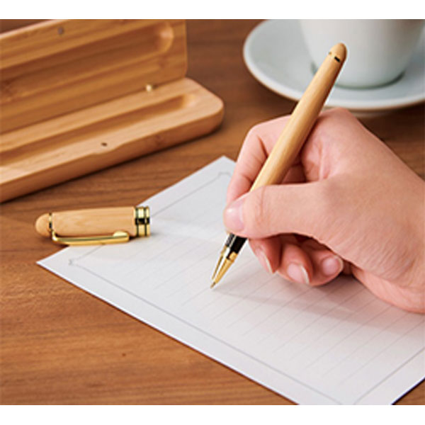 竹製ボールペン CO2排出権付 200個～【名入れ商品】