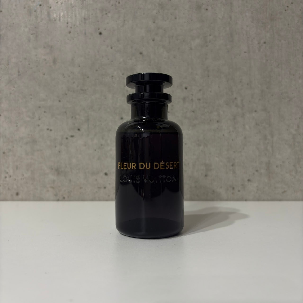 【最終値下げ】ルイヴィトン フルール・ドゥ・デゼール 100ml ルイ·ヴィトン】新作フレグランス「フルール·ドュ·デゼール」ーウード