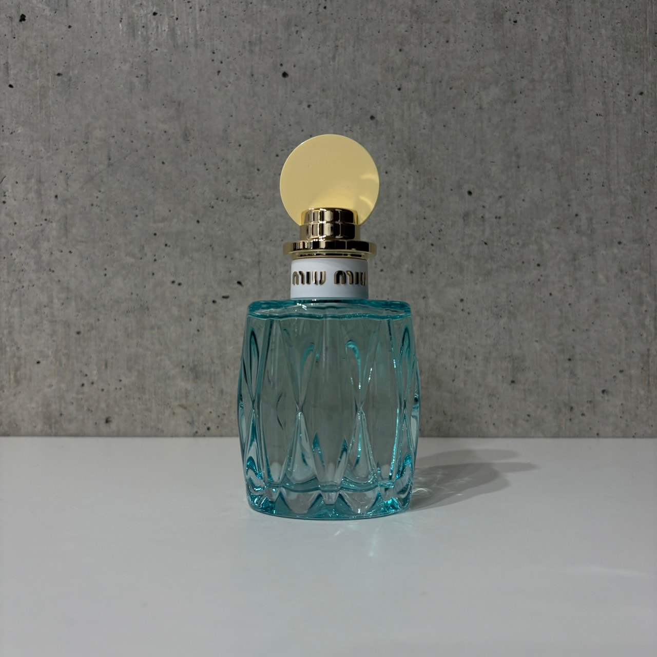 ミュウミュウ ロー オードトワレ　100ml 香水 miumiu Amazon | ミュウミュウ ロー ロゼ EDT 100ml(並行輸入品) | MIUMIU