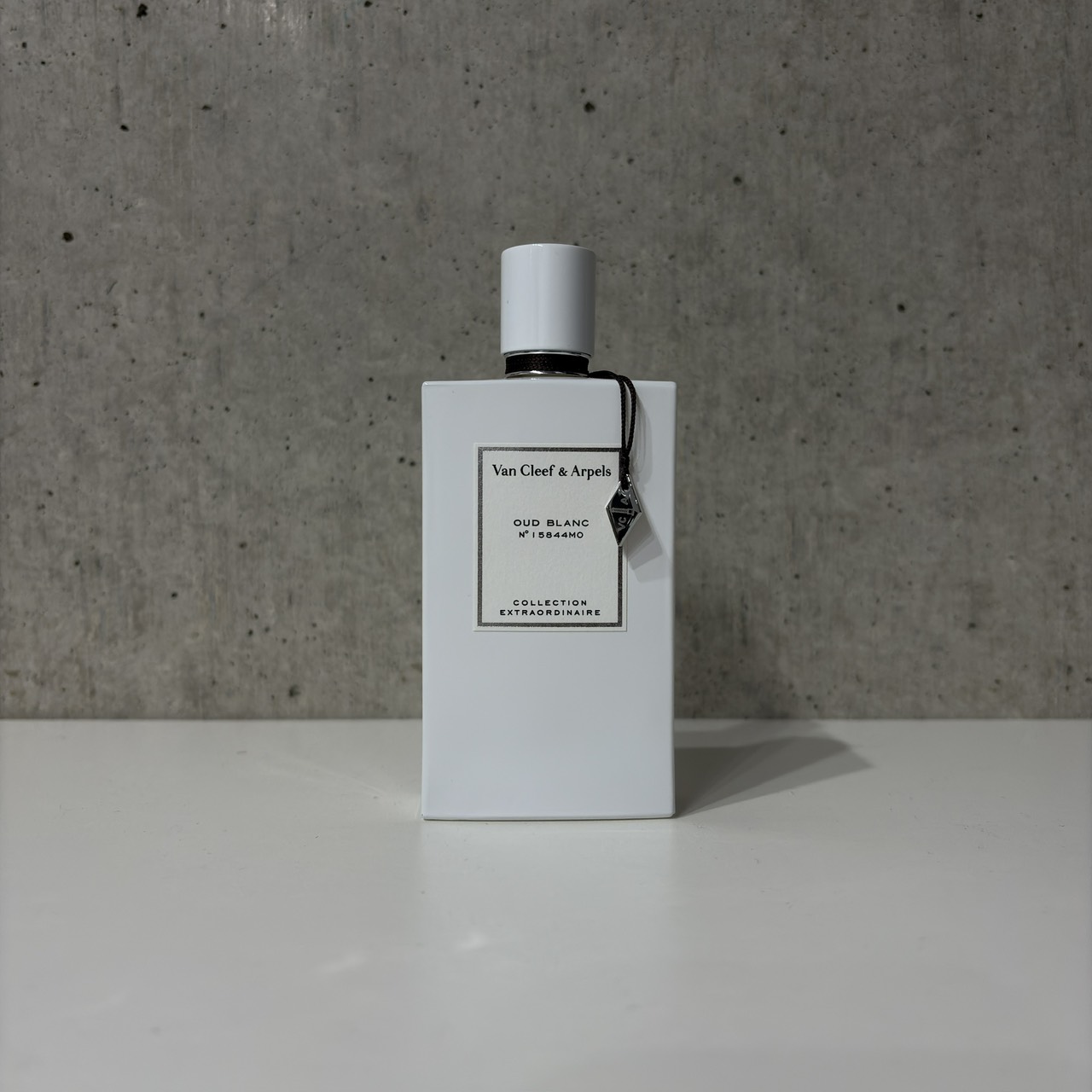 Van Cleef＆Arpels ヴァンクリーフ＆アーペル OUD BLANC ウードブラン