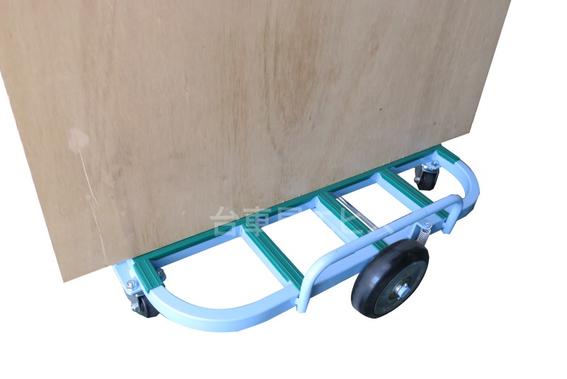 ���ܥ٥�꡼���ݡ����֥�ݥˡ�light�ʥ饤�ȡˡ��ޤꤿ����Ω�Ƥ�����֡ʥ���١������ѡˡ�100kg