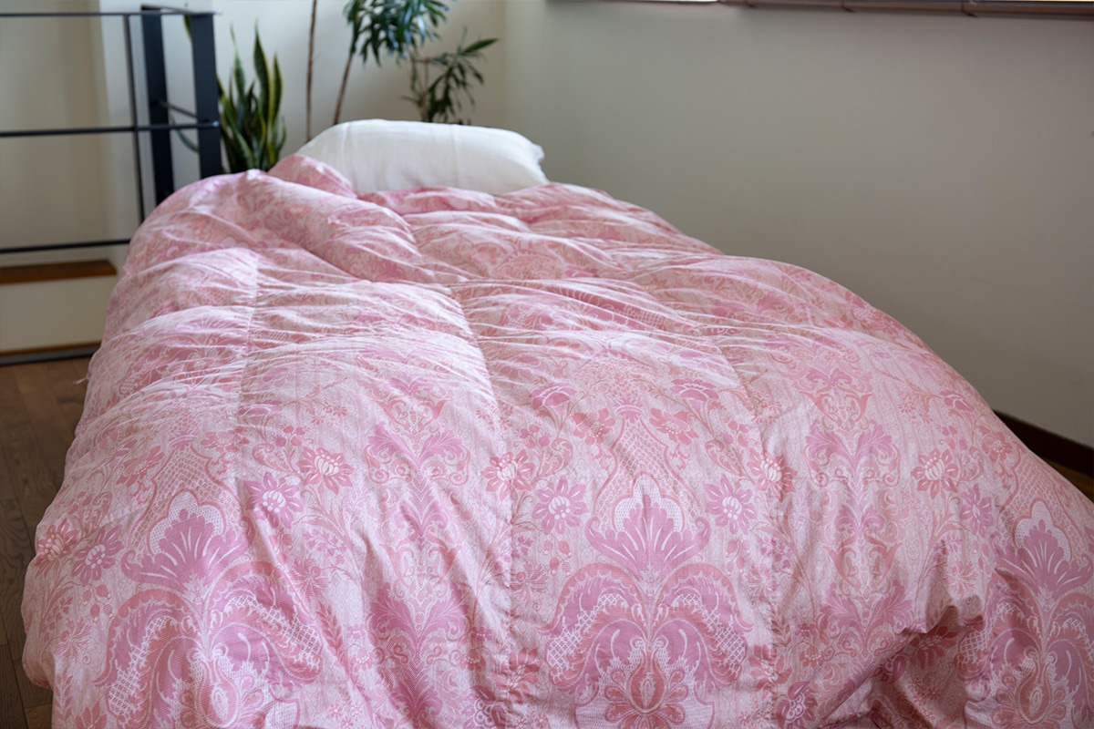 バーバリーBurberrys 羽毛掛け布団 Burberrys バーバリー羽毛肌掛けふとんピンク